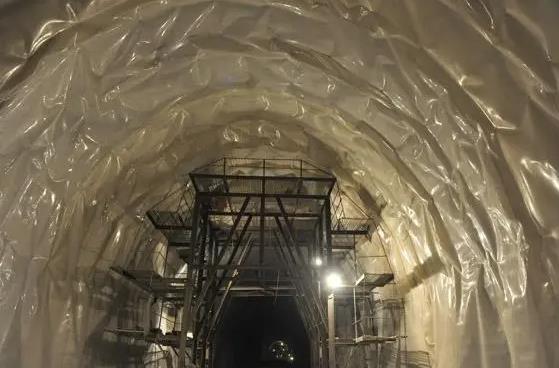 七里河隧道蒸汽增压增温设备 隧道蒸汽减压阀图片 隧道养护拱